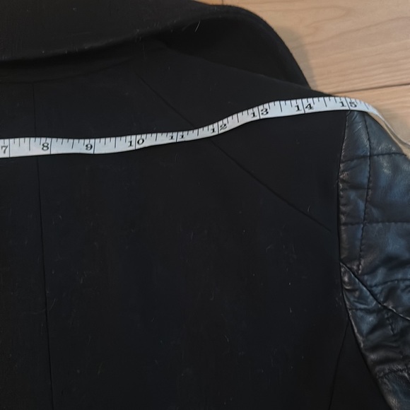 Club Monaco Carolina Italian Wool Pea Coat Lamb Leather sleeves Black size XS - Picture 10 of 13